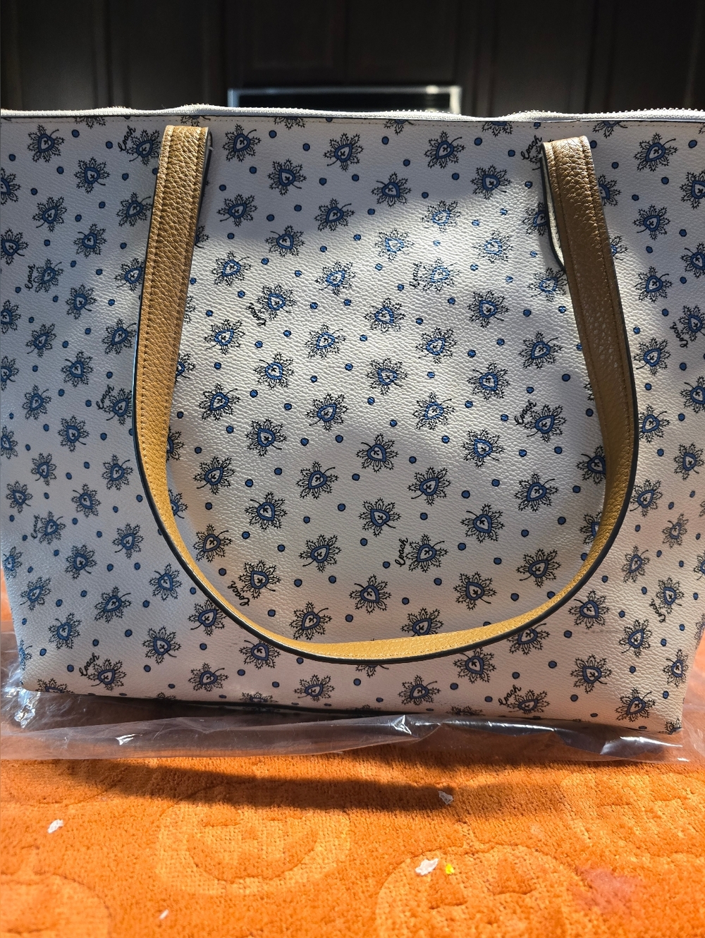 Coach Taylor Tote Forest Bud Print. - Picture 2 of 8